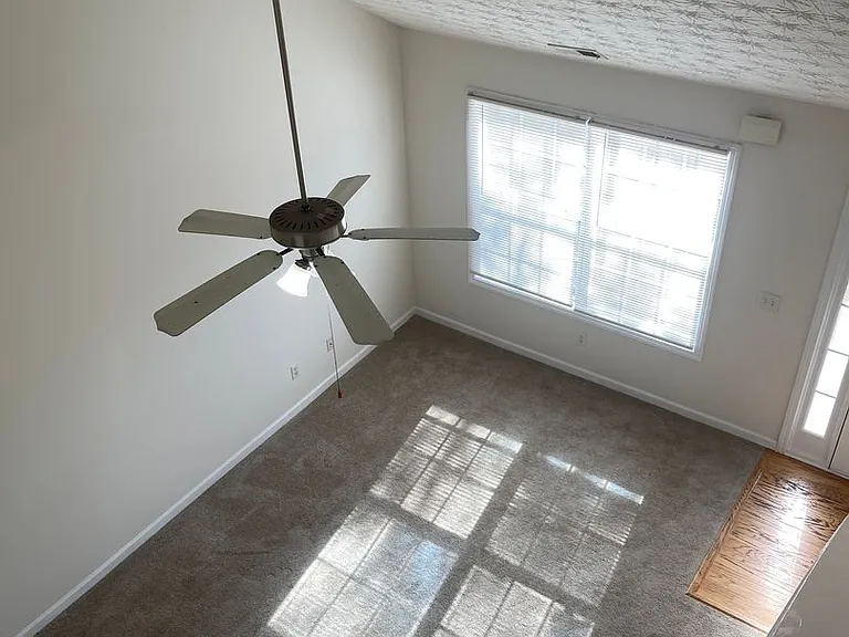 162 Alton Cir — Photo 17