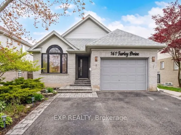 161 Farley Dr #1, Guelph, ON N1L 1L7