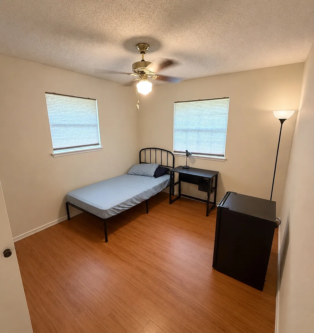 3 bed, 1756 sqft, $640 — Photo 1