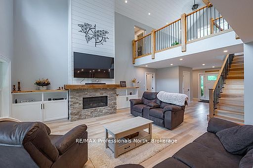 2nd image of 1677 Hospitality Rd