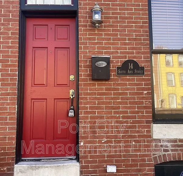 14 S Ann St — Photo 2