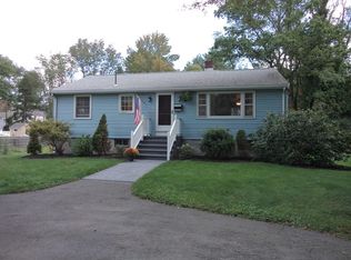 34 Pearl St, Bellingham, MA 02019