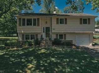 7 Stewart Ln, Flemington, NJ 08822