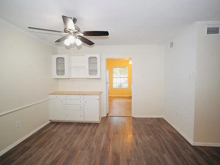 7600 Burgoyne Rd #250 — Photo 7
