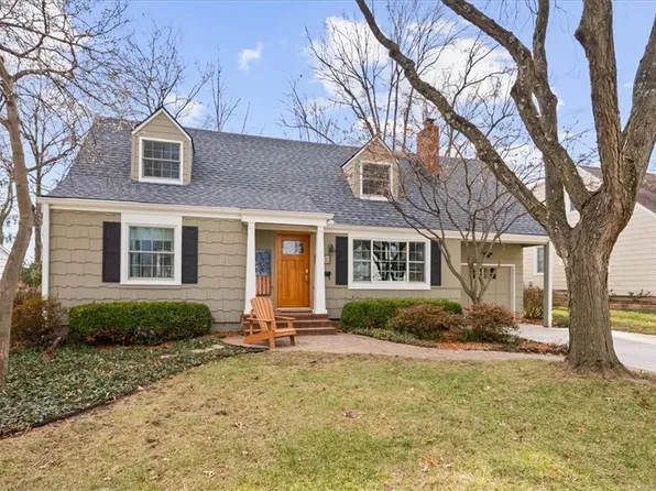 3913 W 67th Ter, Prairie Village, KS 66208