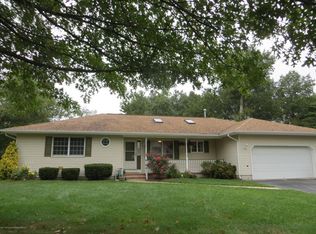 1049 Kaitlyn Ct, Toms River, NJ 08753