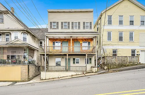 1009 W Lackawanna Ave Photo 1