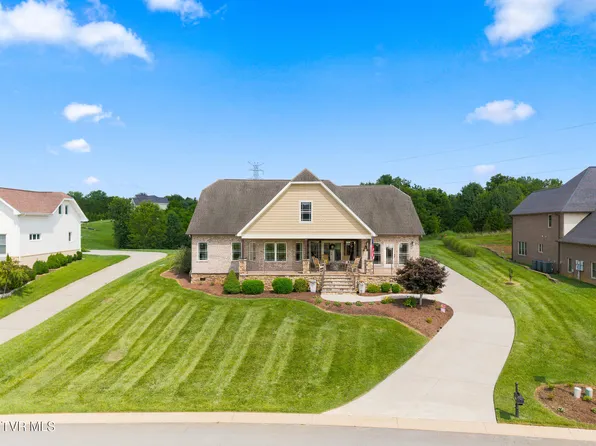 229 Forest Ln N, Blountville, TN 37617