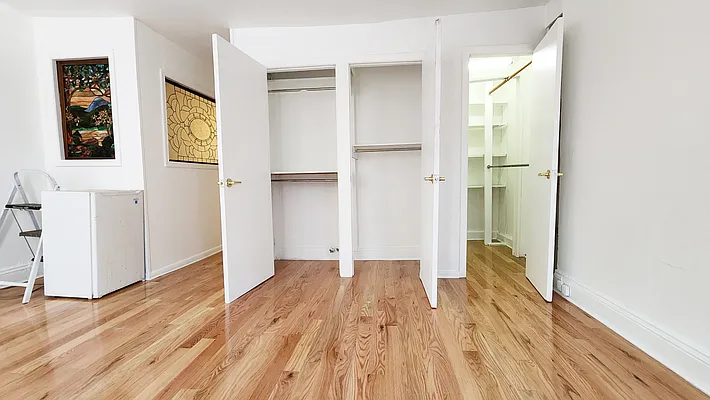 Rented by Voro New York | media 8