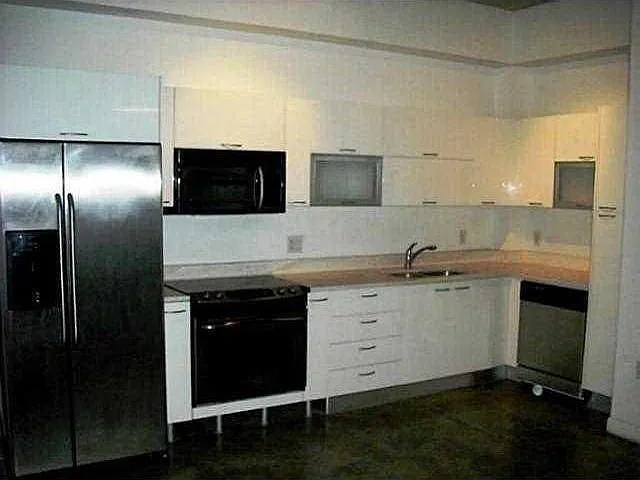 1 bed, 651 sqft, $2,450 — Photo 3