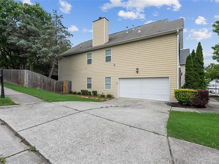 2148 Splitrail Trl NE — Photo 61