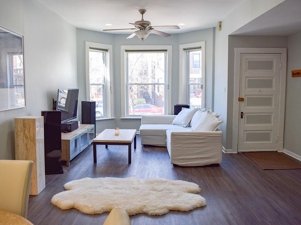1st image of 2645 N Sacramento Ave #1