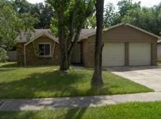 7823 Bunker Wood Ln, Houston, TX 77086