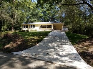 1069 Groves Dr NE, Dalton, GA 30721