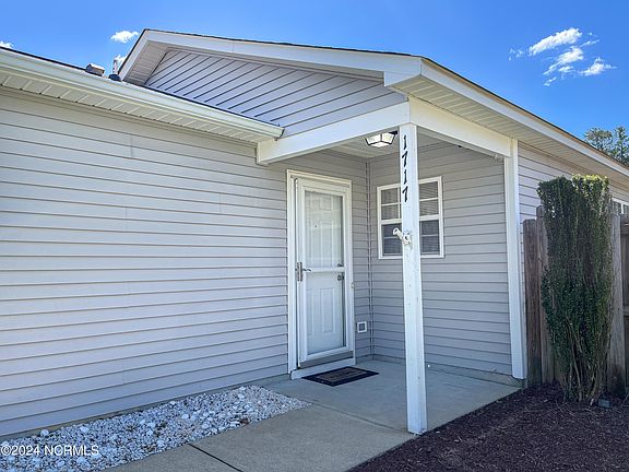 4th image of 1717 Westpointe Drive