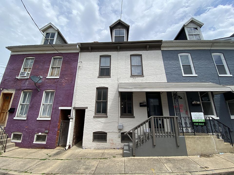 1st image of 19 S Lee St