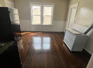 170 King St APT 3, Fall River, MA 02724