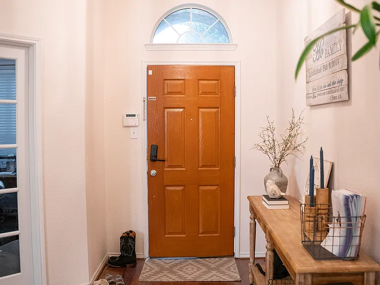 8241 Grayson Way — Photo 2