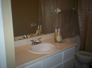 110 W Deats Rd, Dickinson, TX 77539