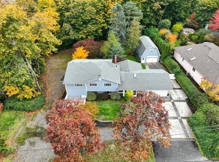 1820 SW Heiney Rd, Gresham, OR 97080