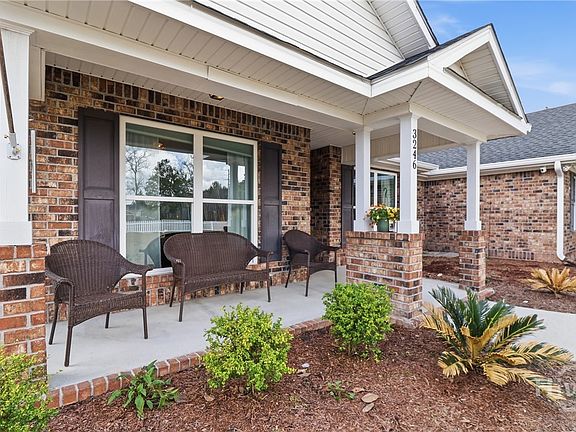 3rd image of 3246 Midland Road