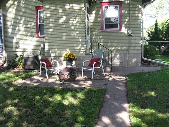 4th image of 844 Orange Ave E
