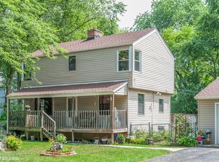 297 11th St, Wheeling, IL 60090