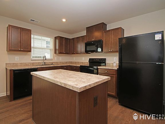 5th image of 3325 Marble Loop