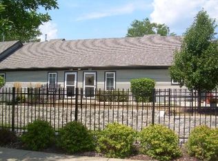 200 W South St UNIT 2B, Elburn, IL 60119