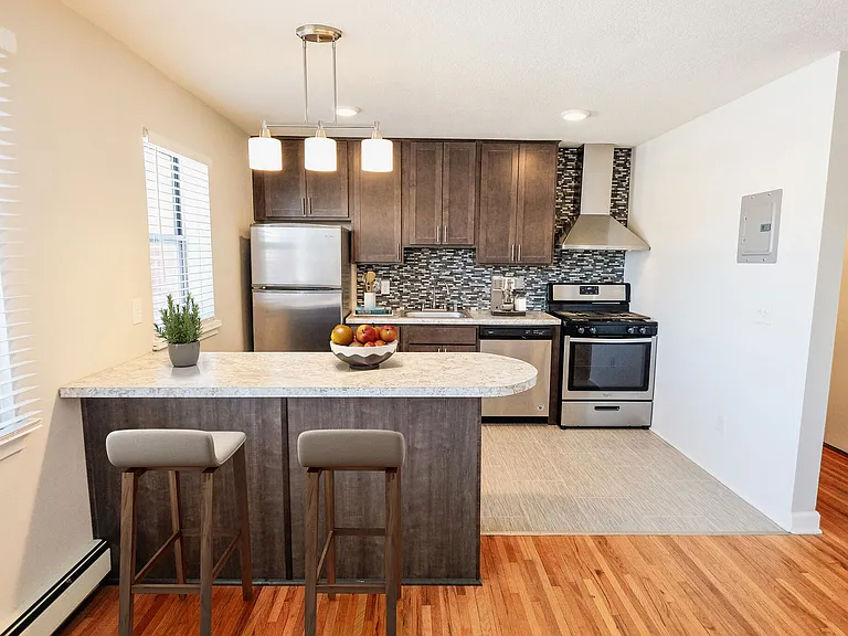 YG Flats — Photo 19