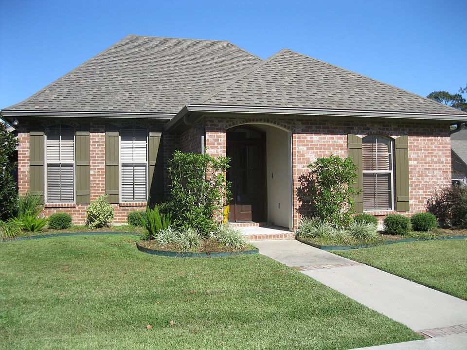 107 Shumard exterior