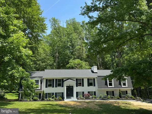 8855 Lowell Rd, Pomfret, MD 20675