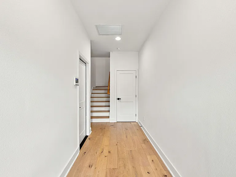 4324 W Gray St #3 — Photo 3