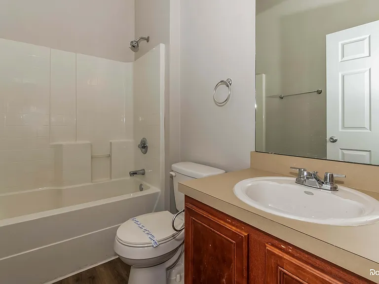 6401 Sarahs View Ct — Photo 10