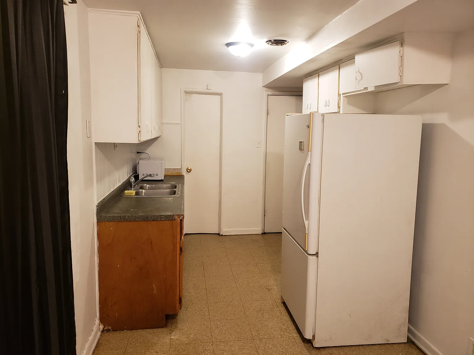 4 bed, 1400 sqft, $1,200 — Photo 3