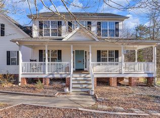 1206 Foxhaven Dr, Greensboro, NC 27455