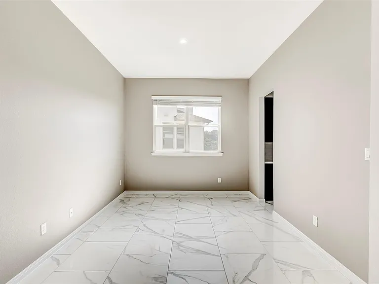1332 Al Fresco Cv — Photo 16