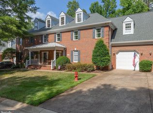 3912 Corbin Hall Ln, Fredericksburg, VA 22408