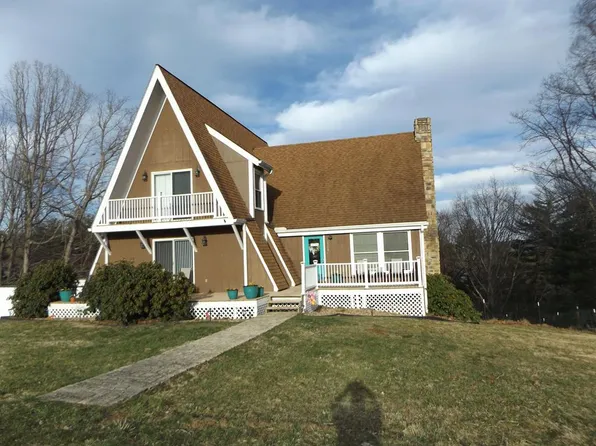 2148 Monorat Rd, Woodlawn, VA 24381