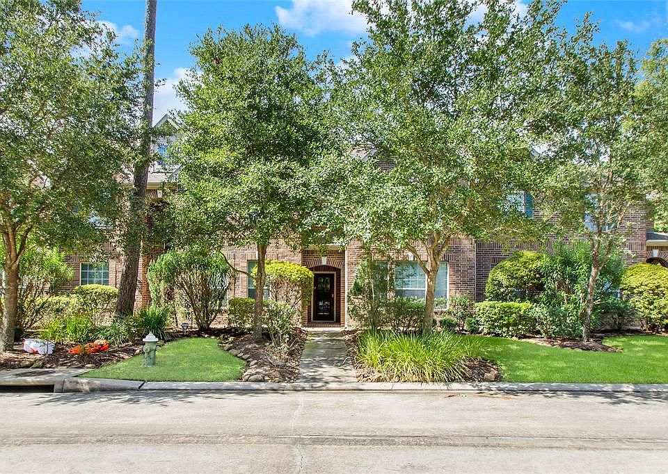 1st image of 27 Avenswood Pl