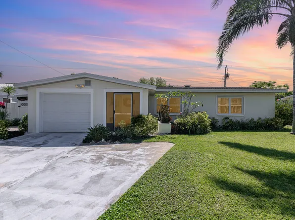 222 2nd St, Merritt Island, FL 32953