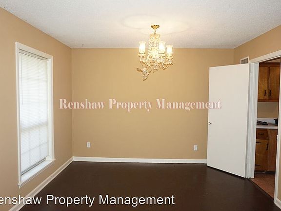 3rd image of 3227 Gina Dr