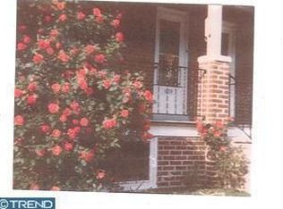 1059 Floyd Ter, Bryn Mawr, PA 19010