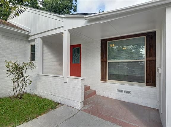 3rd image of 2644 Avon Dr