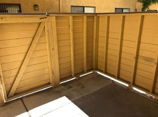 6949 Laurel Canyon Blvd #117, North Hollywood, CA 91605