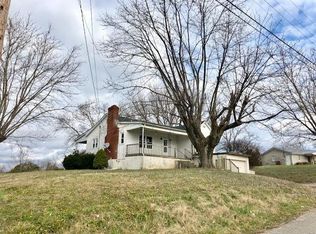 1310 Honeysuckle Ln, Somerset, KY 42503