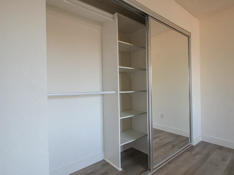 10908 Blix St #4 — Photo 9