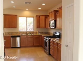 4076 Welsh Pony St, Las Vegas, NV 89122