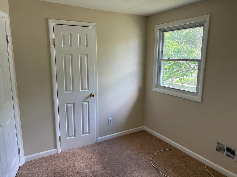 22 Thacker St #22 — Photo 9