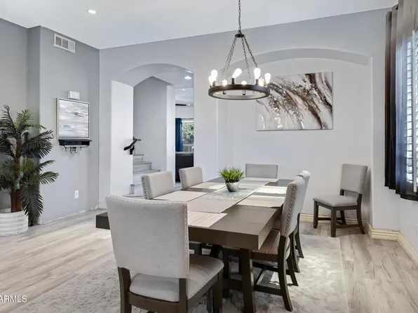 1554 E STIRRUP Court, Gilbert, AZ 85296